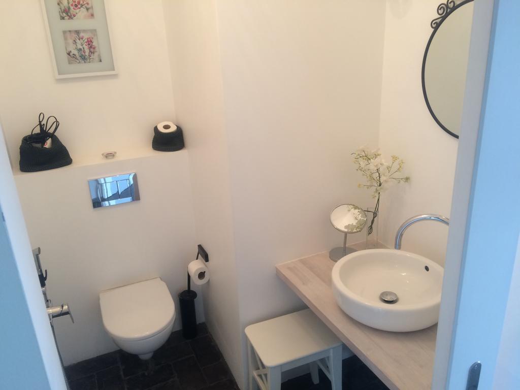Bed & Breakfast Chamedafne W Puszczy Kampinoskiej Brochow